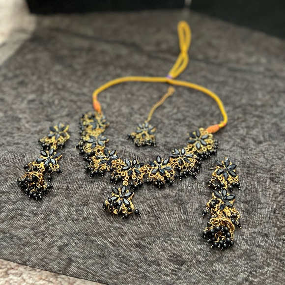 Indian Pakistani jhumka necklace earrings set - Picture 8 of 16